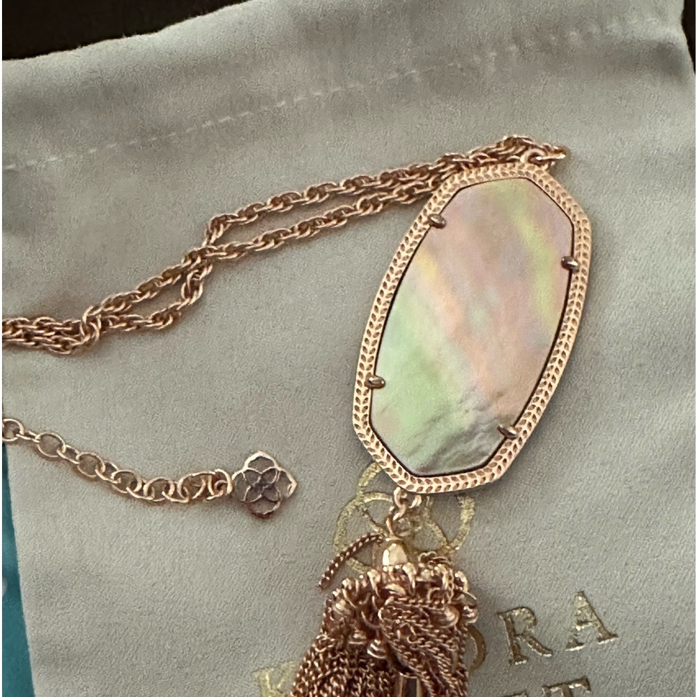 Kendra Scott rose gold with bronze colored iridescent stone. New and gorgeous